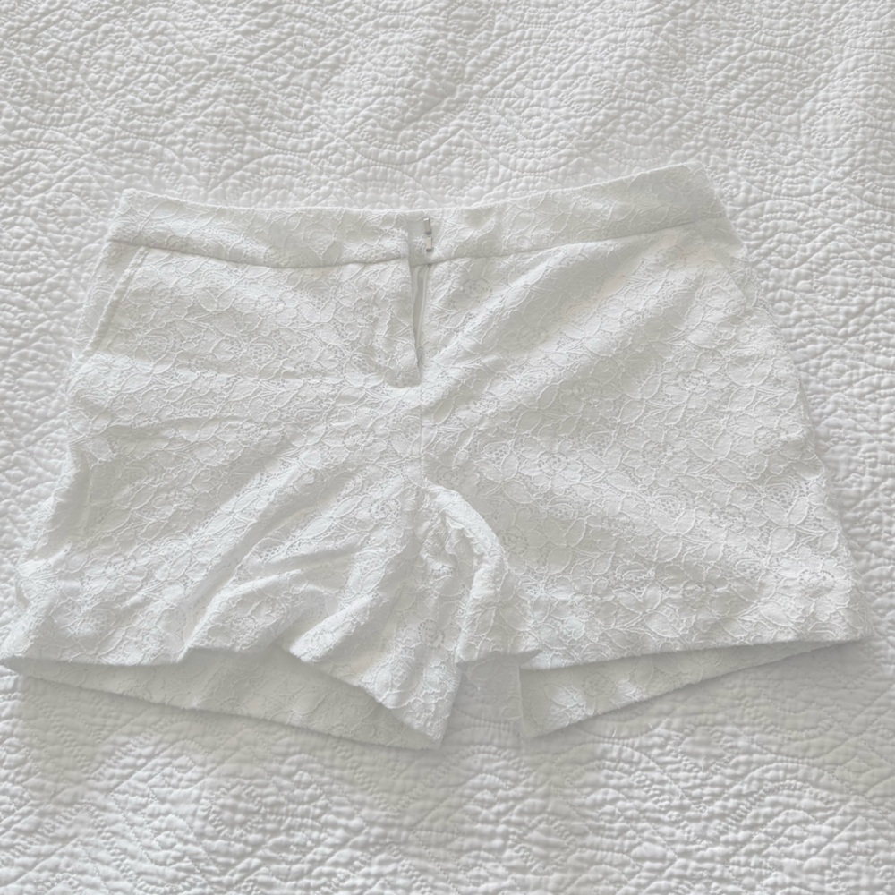 Lila Rose Ivory Floral Textured Shorts